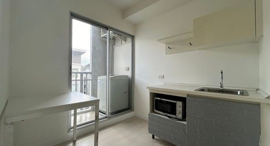 For sale 1 Beds condo in Wang Thonglang, Bangkok