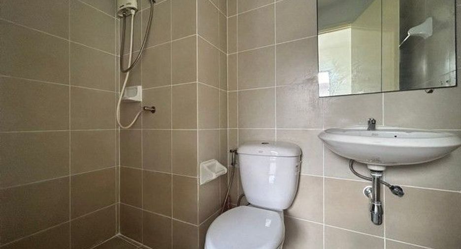 For sale 1 Beds condo in Wang Thonglang, Bangkok