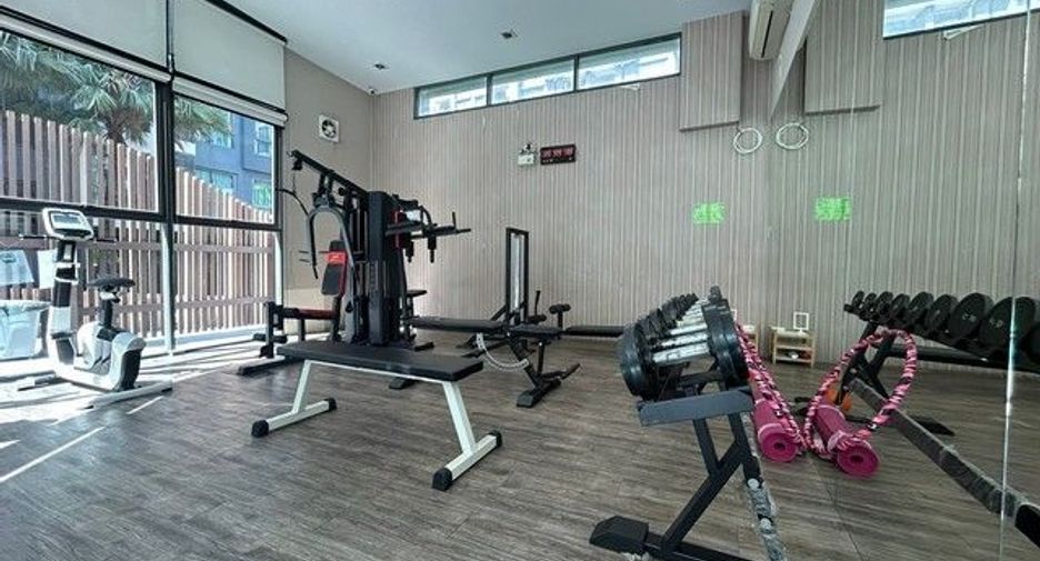 For sale 1 bed condo in Bang Kapi, Bangkok