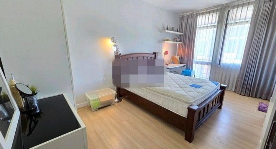 For rent 3 bedrooms house in Lak Si, Bangkok