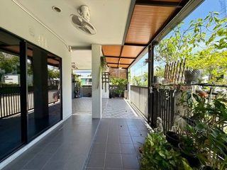 For rent 5 bedrooms house in Thanyaburi, Pathum Thani