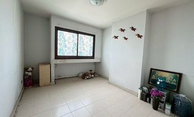 Продажа 2 спальни кондо в Банг Капи, Бангкок