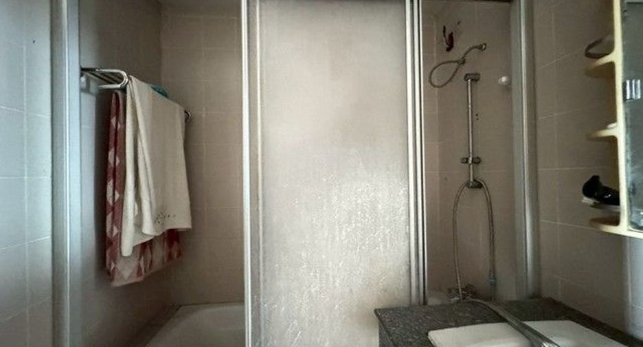 Продажа 2 спальни кондо в Банг Капи, Бангкок