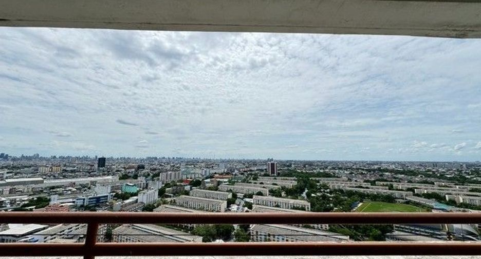 Продажа 2 спальни кондо в Банг Капи, Бангкок