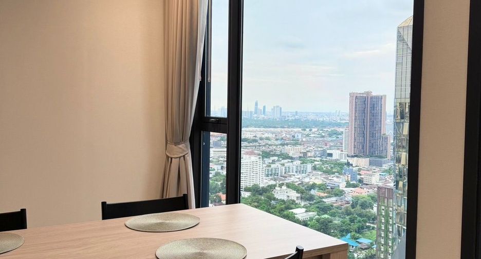 Wohnung zur Miete mit 2 Zimmer in Khlong Toei, Bangkok