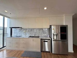 For sale 3 bedrooms condo in Watthana, Bangkok