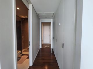 Wohnung zur Miete mit 2 Zimmer in Pathum Wan, Bangkok