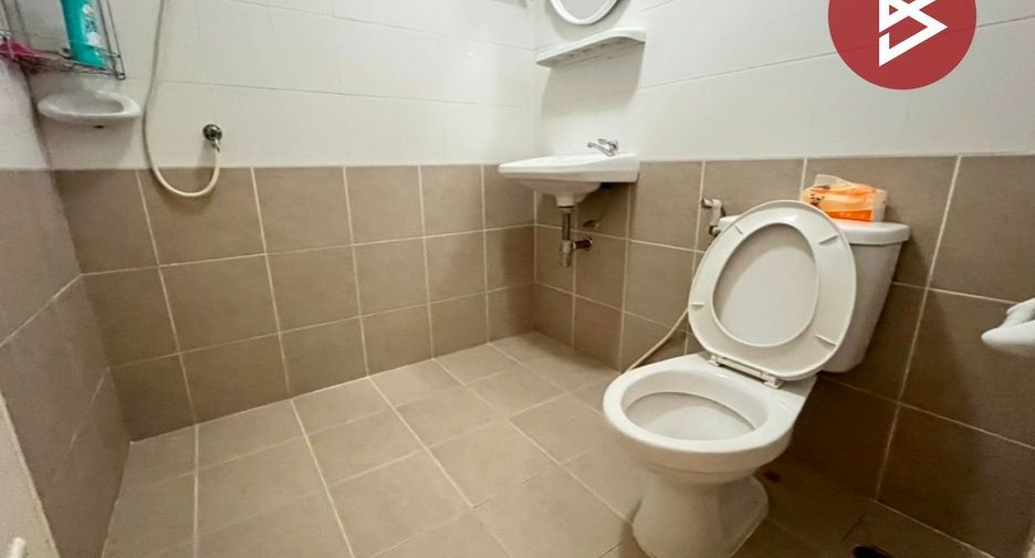 Haus zum Kauf mit 3 Zimmer in Si Racha, Chonburi