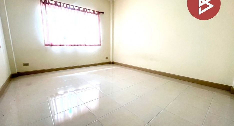 Haus zum Kauf mit 3 Zimmer in Si Racha, Chonburi