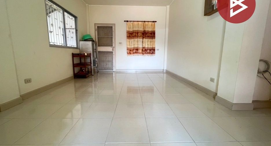 Haus zum Kauf mit 3 Zimmer in Si Racha, Chonburi