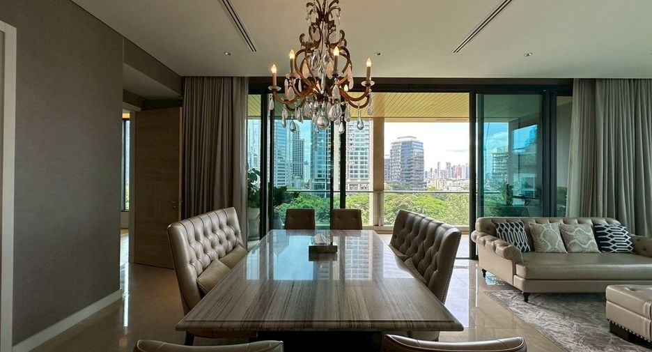 À louer 3 chambres condo à Pathum Wan, Bangkok