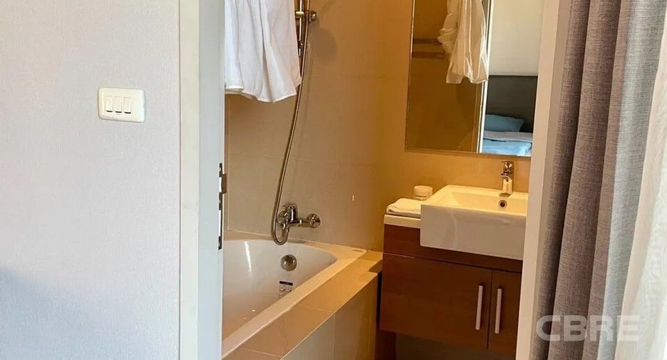 For rent and for sale 2 bedrooms condo in Khlong Toei, Bangkok