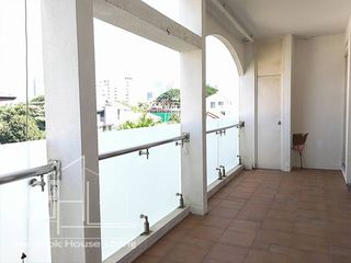 For rent 1 bed apartment in Watthana, Bangkok