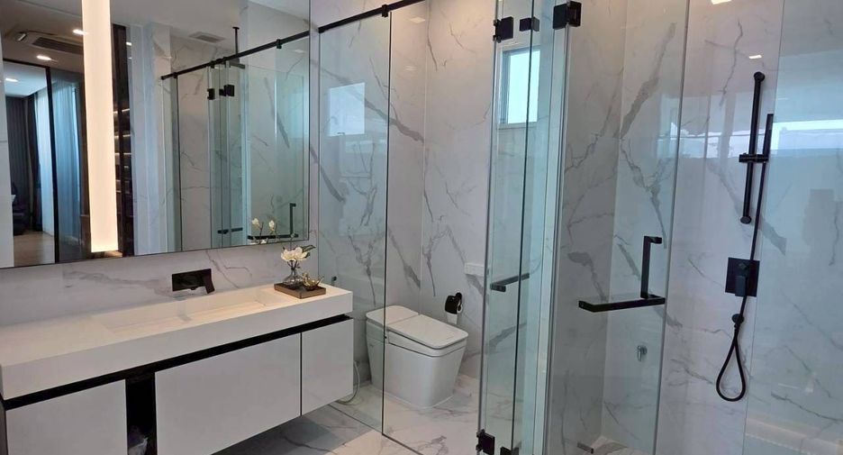 Casa en venta de 4 habitaciones en Bueng Kum, Bangkok