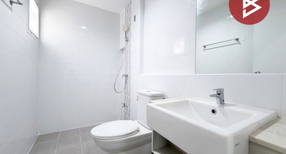 For sale 2 bedrooms house in Mueang Nakhon Pathom, Nakhon Pathom