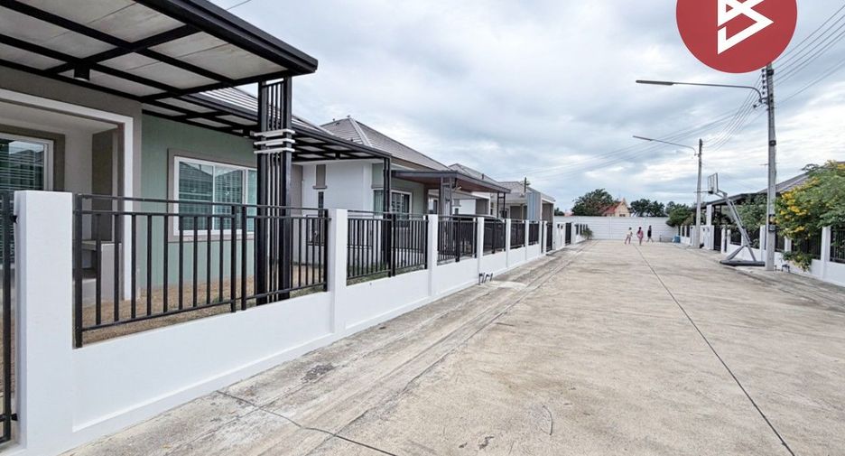 For sale 2 bedrooms house in Mueang Nakhon Pathom, Nakhon Pathom