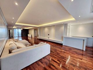 For rent 4 bedrooms condo in Watthana, Bangkok