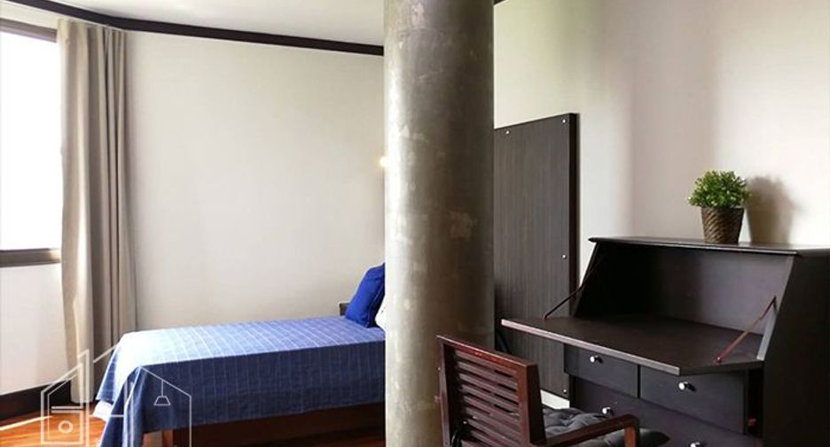 For rent 3 bedrooms condo in Watthana, Bangkok