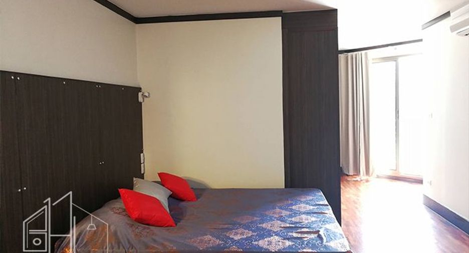 For rent 1 bed apartment in Watthana, Bangkok