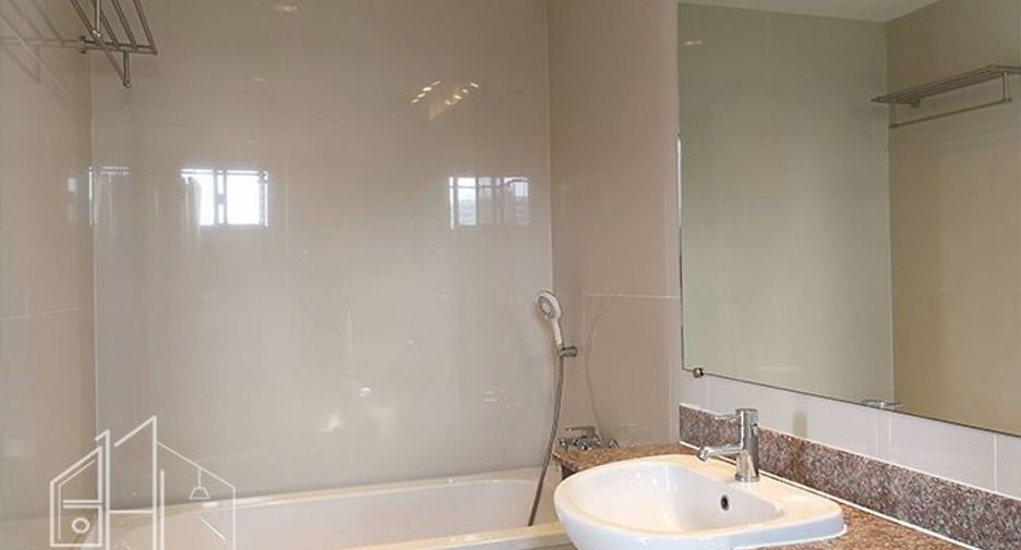 For rent 1 bed apartment in Watthana, Bangkok