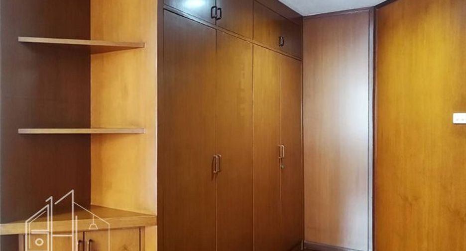 Аренда 3 спальни апартаменты в Щаттхана, Бангкок