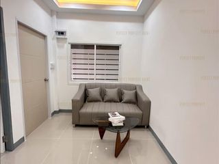 Casa adosada en venta de 2 habitaciones en Nong Chok, Bangkok