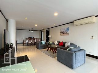 For rent 3 bedrooms condo in Watthana, Bangkok
