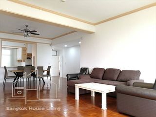 Apartment zur Miete mit 3 Zimmer in Watthana, Bangkok