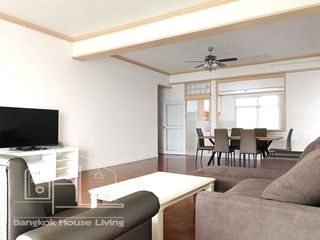 Apartment zur Miete mit 3 Zimmer in Watthana, Bangkok