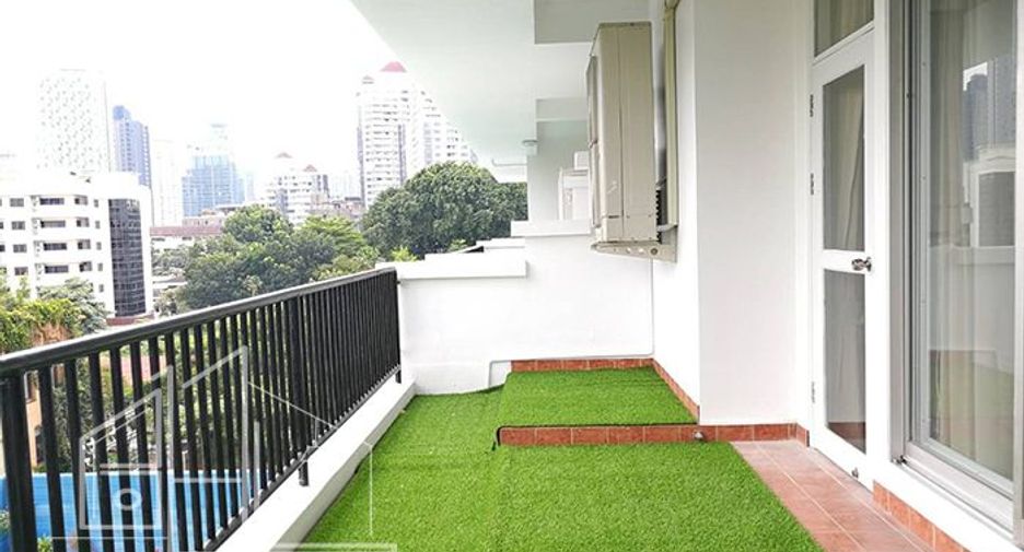 Apartment zur Miete mit 3 Zimmer in Watthana, Bangkok