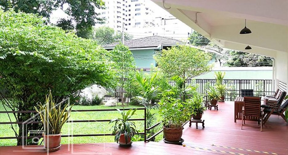 Apartment zur Miete mit 3 Zimmer in Watthana, Bangkok