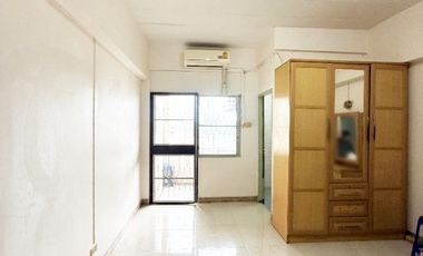 For sale 1 bed condo in Mueang Samut Prakan, Samut Prakan