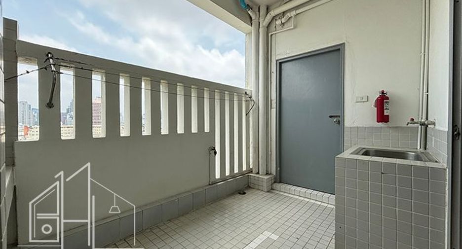 Wohnung zur Miete mit 3 Zimmer in Watthana, Bangkok