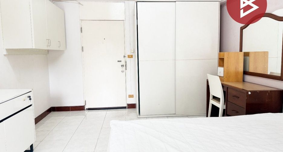 For sale 1 bed condo in Mueang Samut Prakan, Samut Prakan