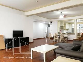 Apartment zur Miete mit 3 Zimmer in Watthana, Bangkok