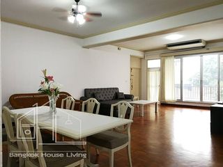 Apartment zur Miete mit 3 Zimmer in Watthana, Bangkok