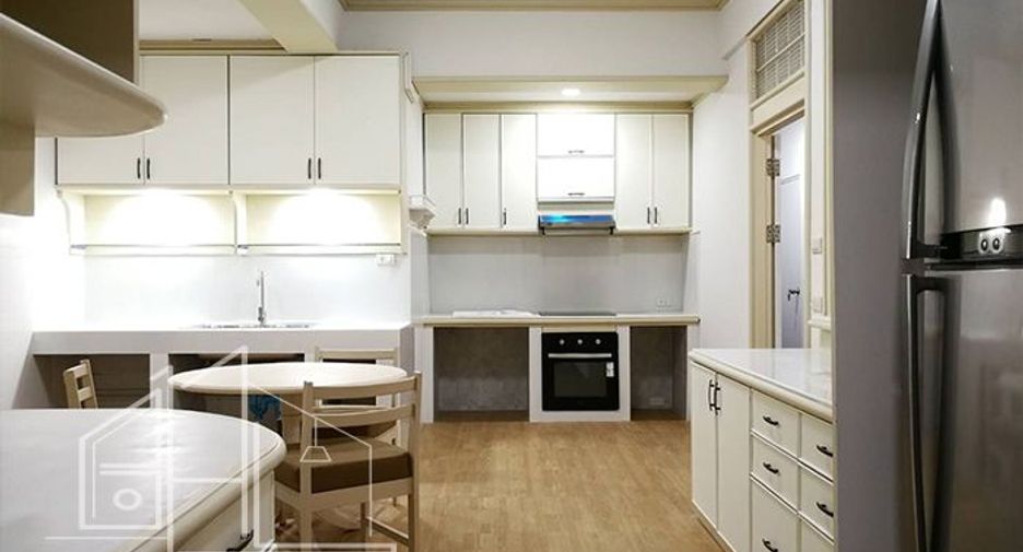 Apartment zur Miete mit 3 Zimmer in Watthana, Bangkok