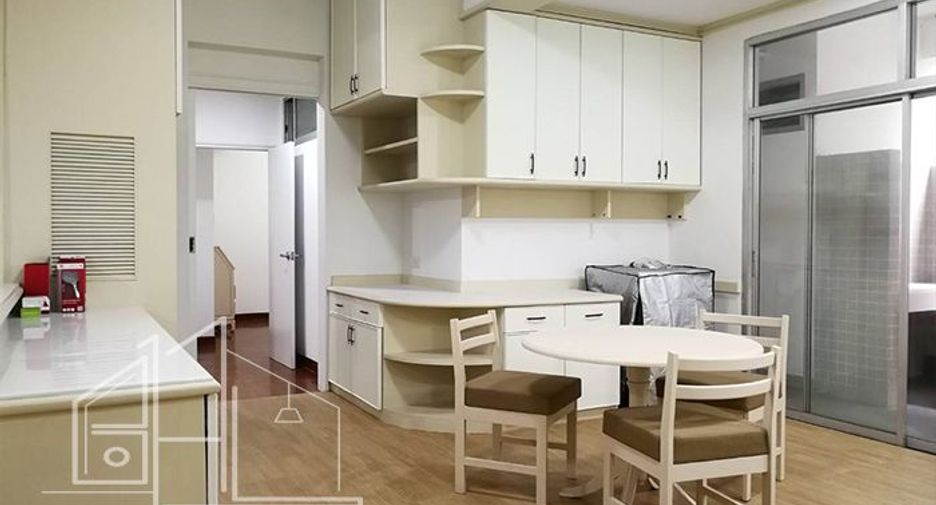 Apartment zur Miete mit 3 Zimmer in Watthana, Bangkok