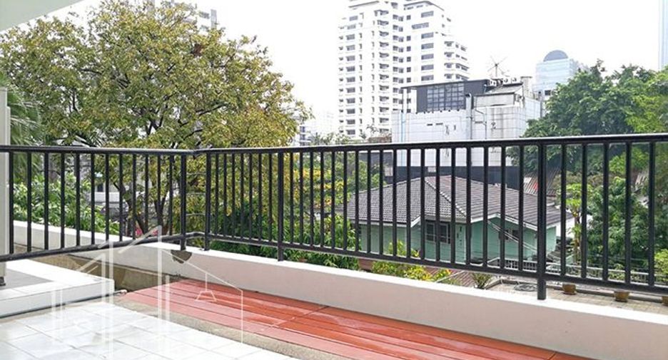 Apartment zur Miete mit 3 Zimmer in Watthana, Bangkok