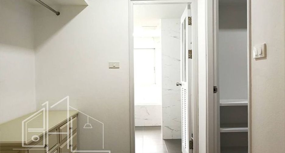 Apartment zur Miete mit 3 Zimmer in Watthana, Bangkok