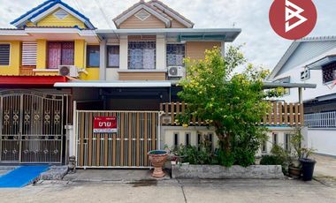Casa adosada en venta de 3 habitaciones en Thung Khru, Bangkok