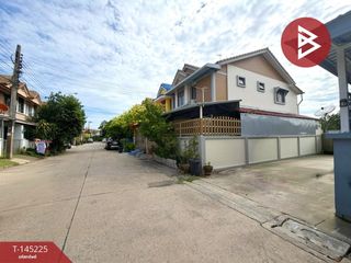 Casa adosada en venta de 3 habitaciones en Thung Khru, Bangkok
