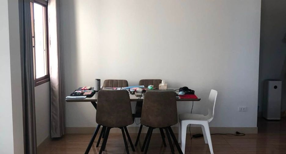 Casa en alquiler y en venta de 4 habitaciones en Mae Rim, Chiang Mai