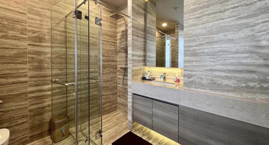 For rent and for sale 1 bed apartment in Khlong Toei, Bangkok