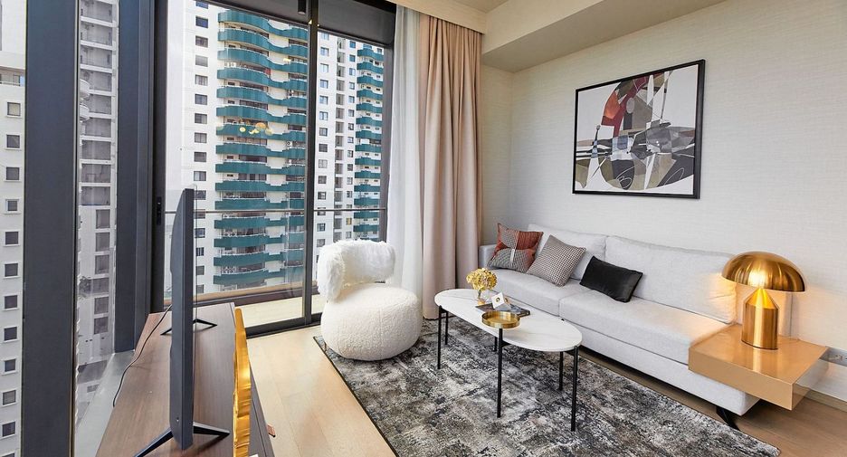 For rent 2 bedrooms apartment in Khlong Toei, Bangkok