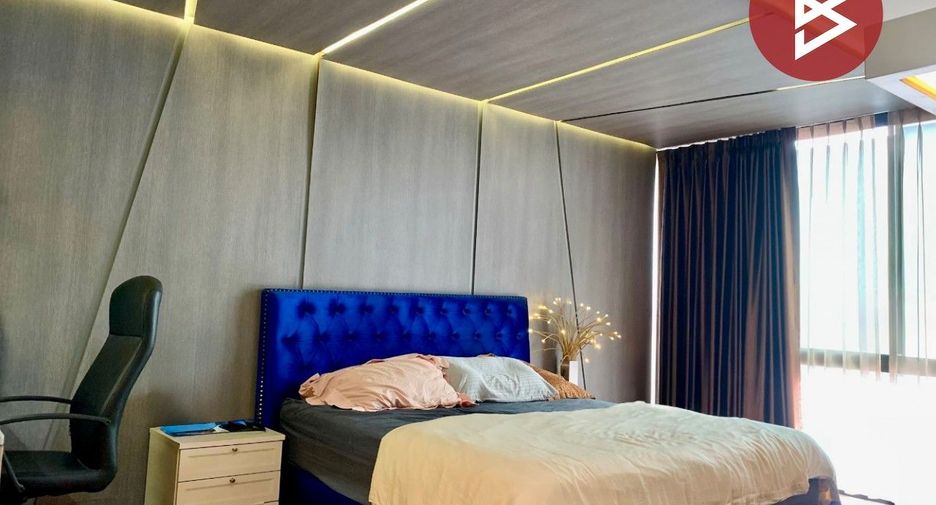 Casa adosada en venta de 3 habitaciones en Pak Kret, Nonthaburi