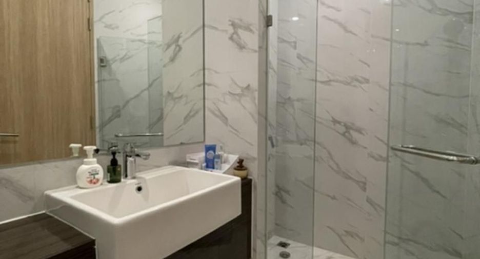 For rent 1 bed apartment in Watthana, Bangkok