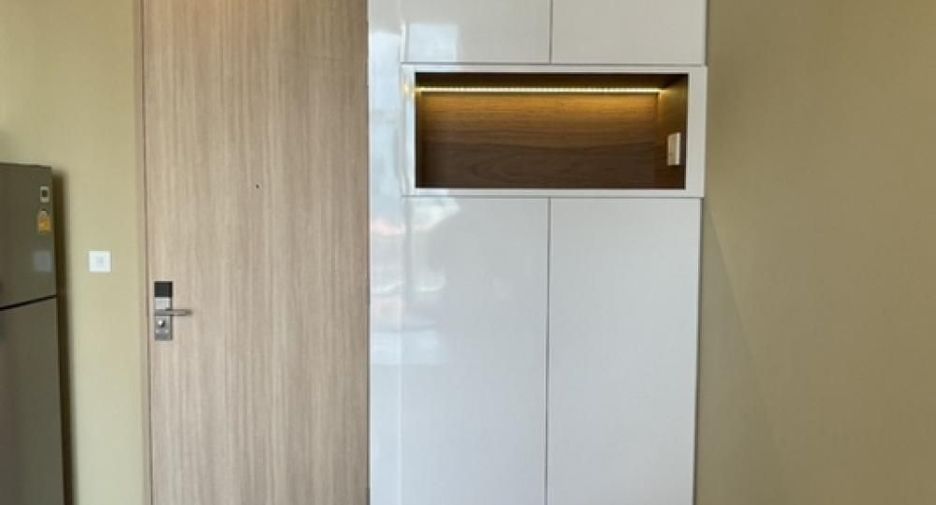 For rent 1 bed apartment in Watthana, Bangkok