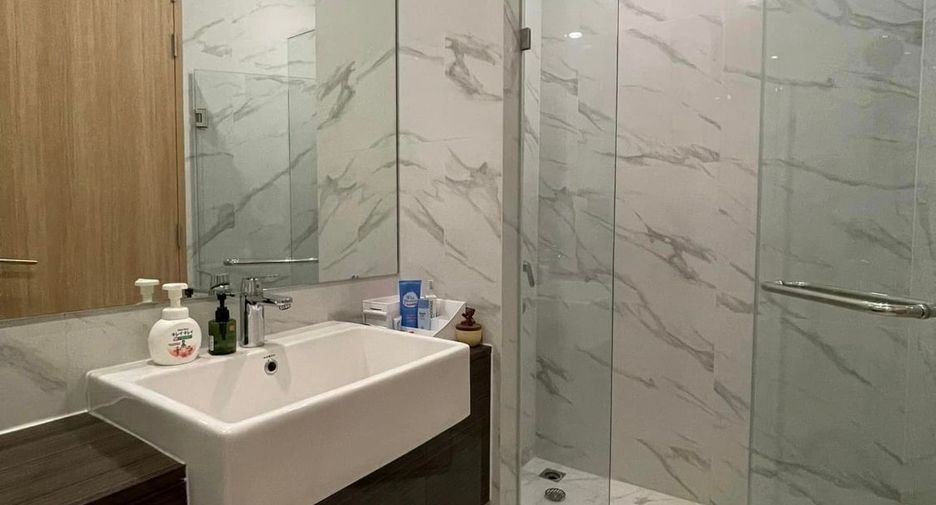 For rent 1 bed apartment in Watthana, Bangkok