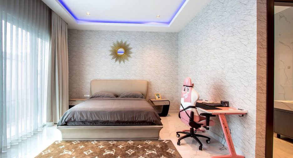 For sale 10 bedrooms villa in Bang Lamung, Chonburi